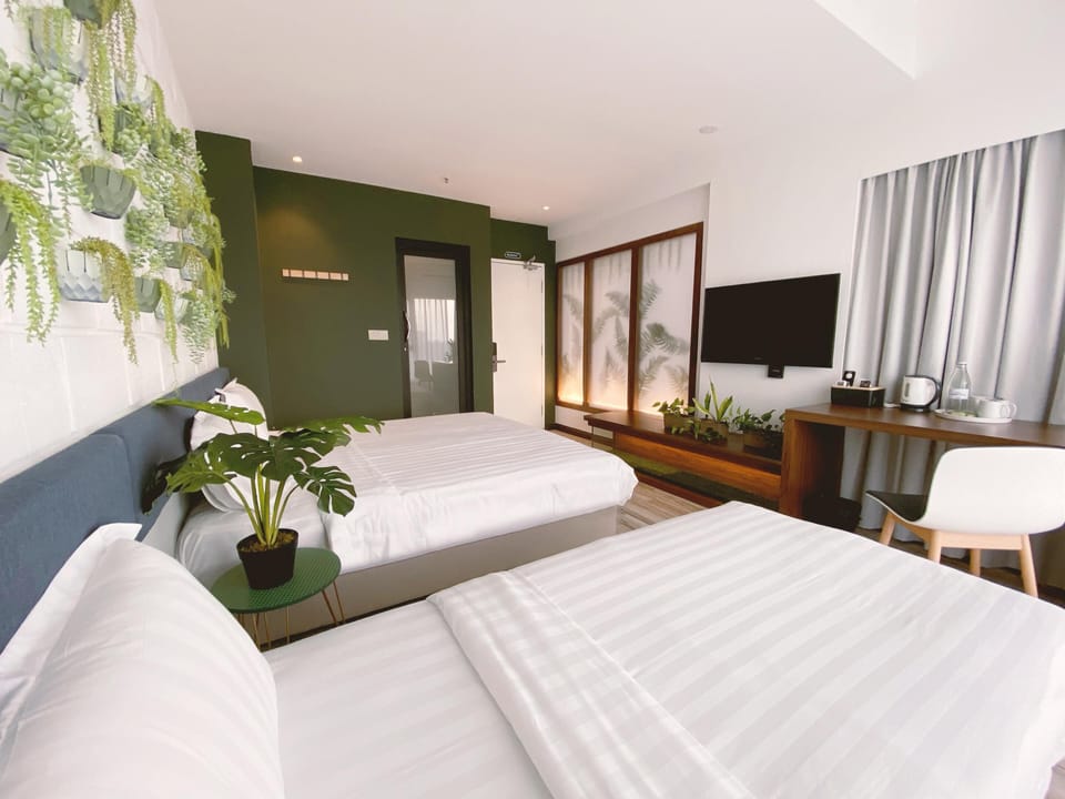 The Botanist Room | Individually decorated, individually furnished, desk, laptop workspace