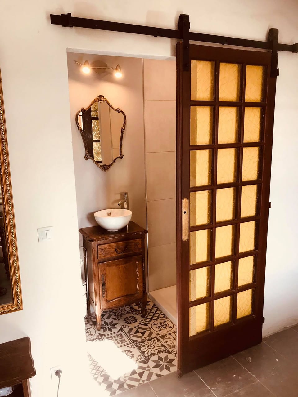 Double Room (Syrah) | Bathroom sink