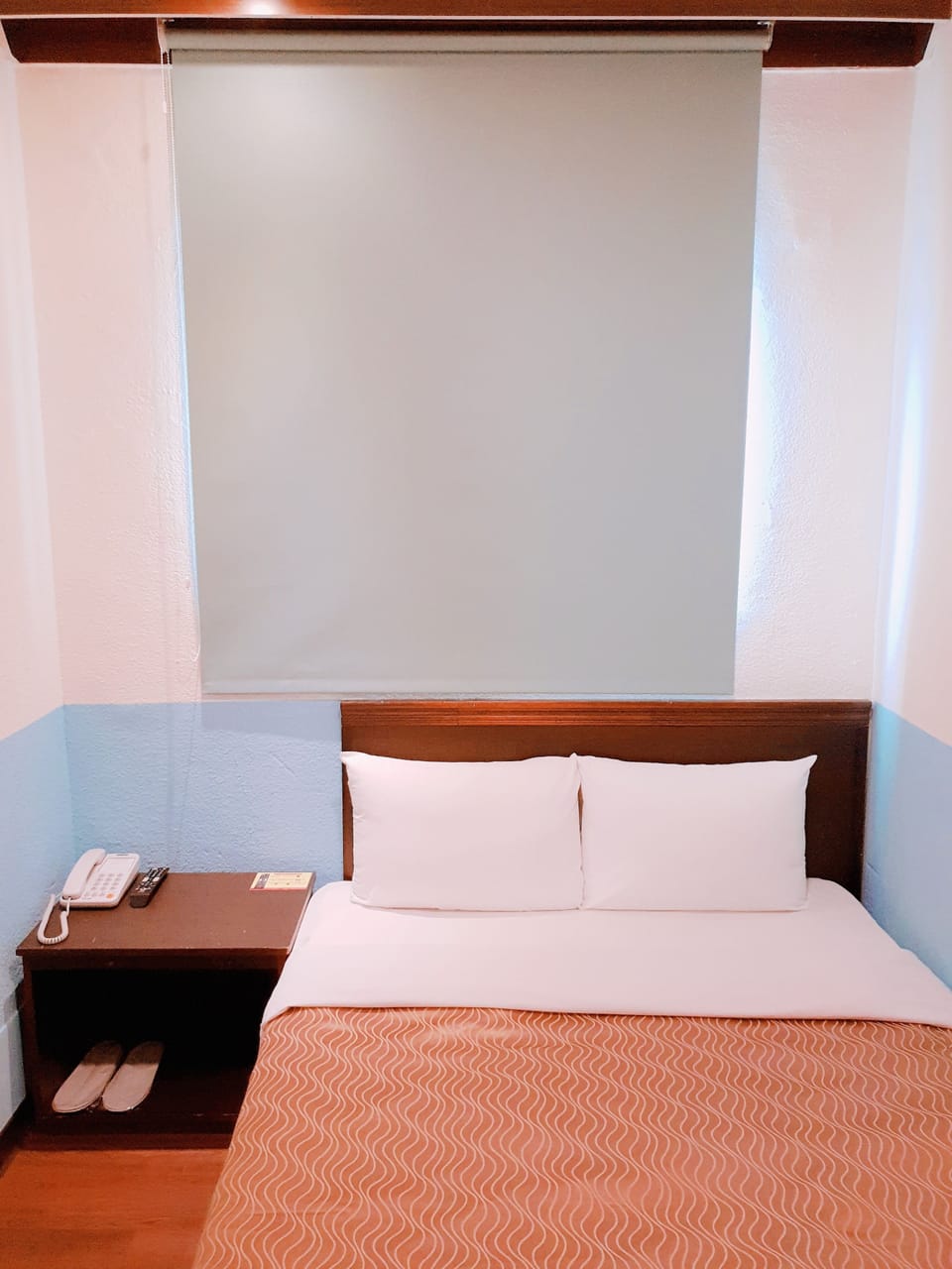 Standard Room | Free WiFi, bed sheets