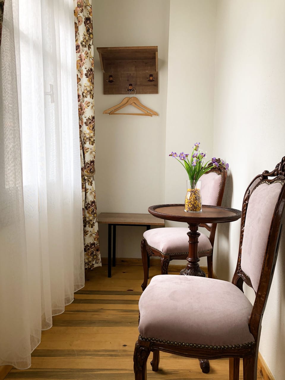 Double Room, Sea View | Living area | 32-inch LED TV with satellite channels, TV