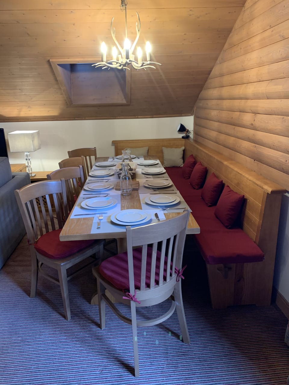 Dining table with enough seatings for 10 people