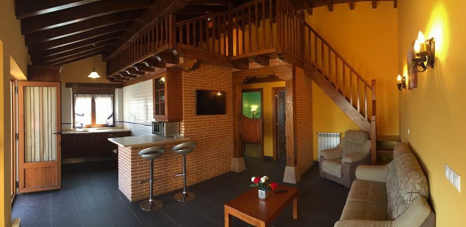 Apartment, Ensuite, Lake View | Interior