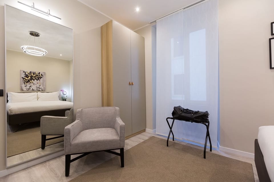 Deluxe Double Room, 1 Queen Bed | In-room safe, individually decorated, individually furnished, desk