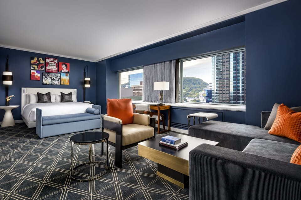 Large Fairmont Gold King | 1 bedroom, minibar, in-room safe, desk