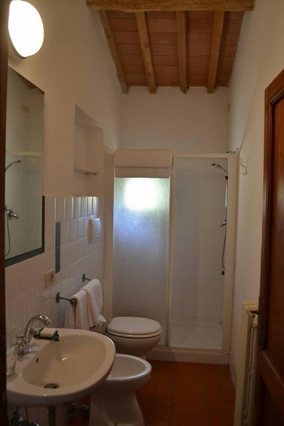 Apartment, 2 Bedrooms (Lampone) | Bathroom | Bathtub, jetted tub, free toiletries, bidet