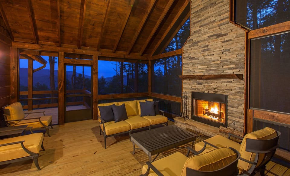 Comfortable Coziness in a Screened-in Porch w/ Wood-Burning Fireplace at the Entrance