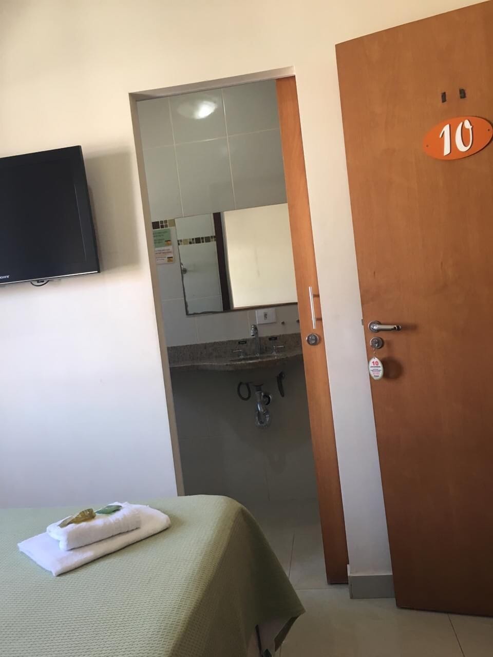 Superior Apartment | Desk, laptop workspace, free WiFi, bed sheets