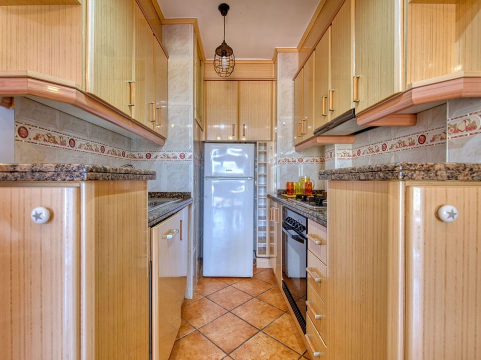 Property, Room, Kitchen, Countertop, Cabinetry, Building, Real Estate, Furniture, Home, Floor