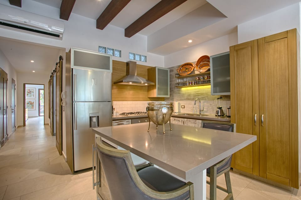 Fully equipped kitchen