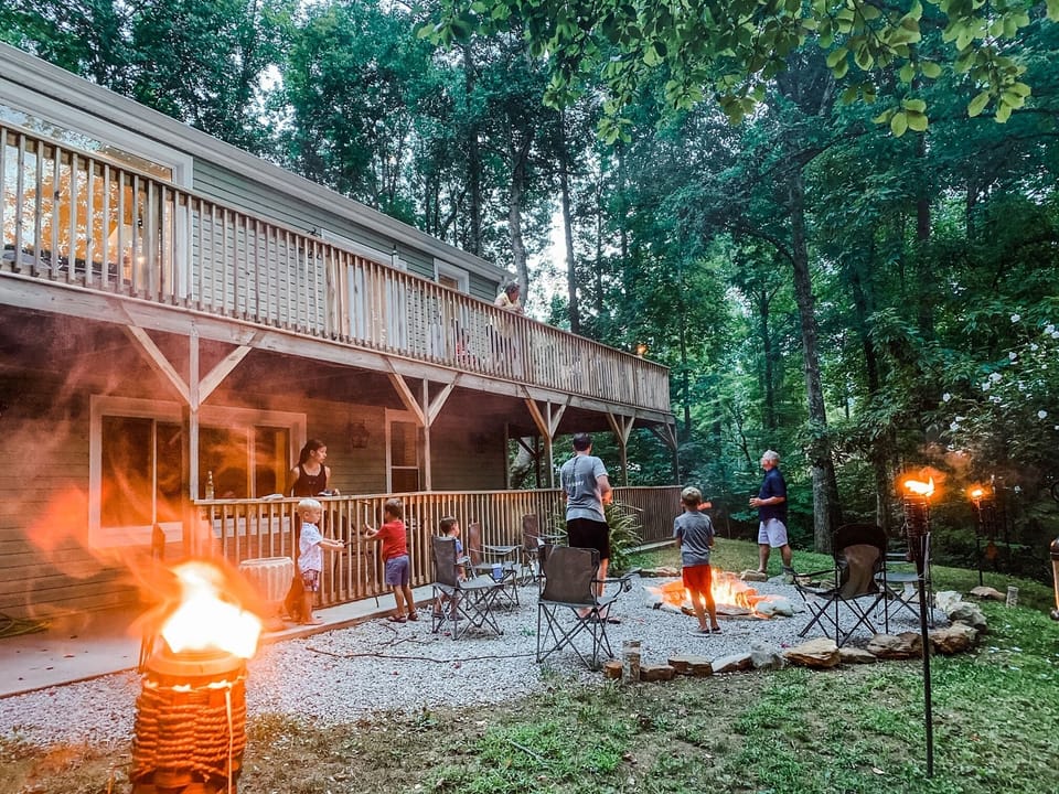 Plenty of room around the campfire for the whole family  .... s'mores anyone ?  