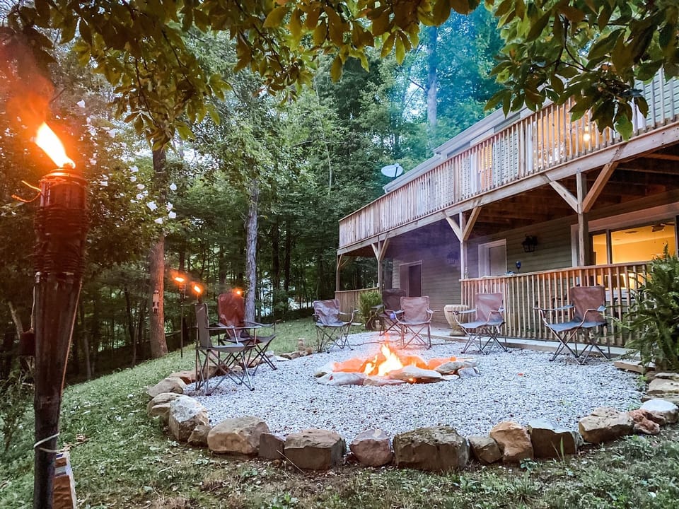 Enjoy sitting around the firepit with friends and family.
Chairs provided (12) 