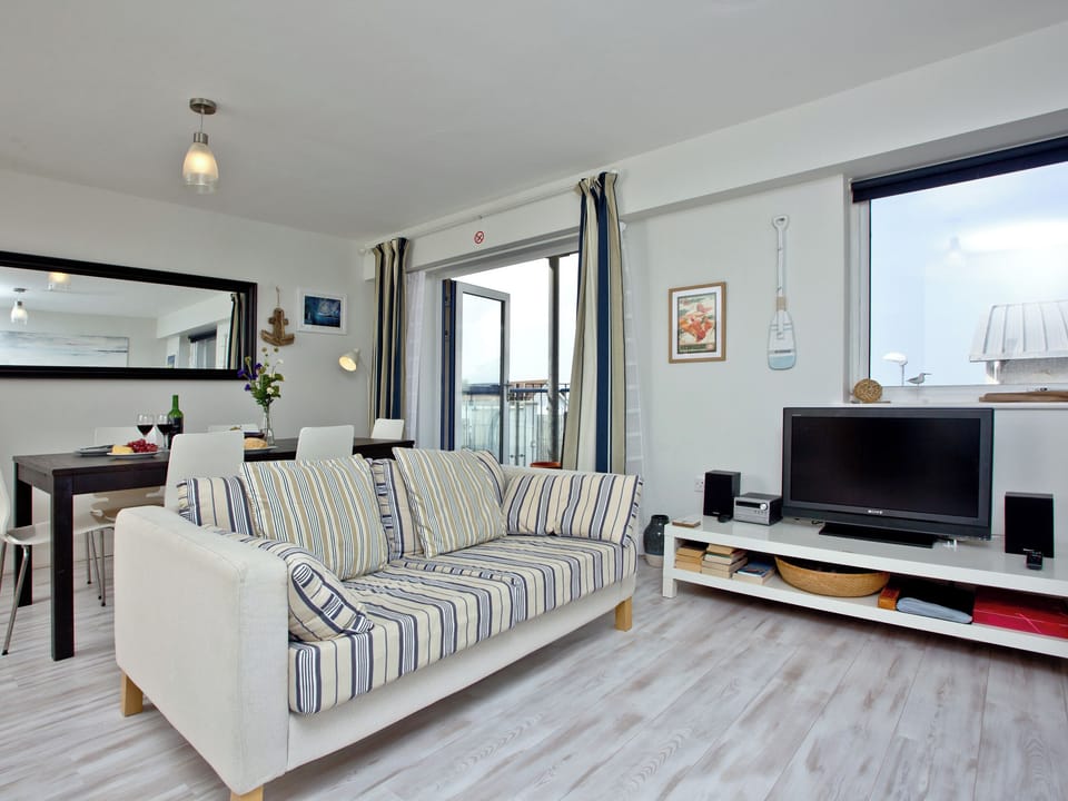 Welcoming living area | Apartment 7 - Ocean 1 Apartments, Newquay