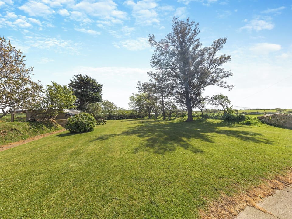 Garden | Porthysgaden, Tudweiliog, near Pwllheli