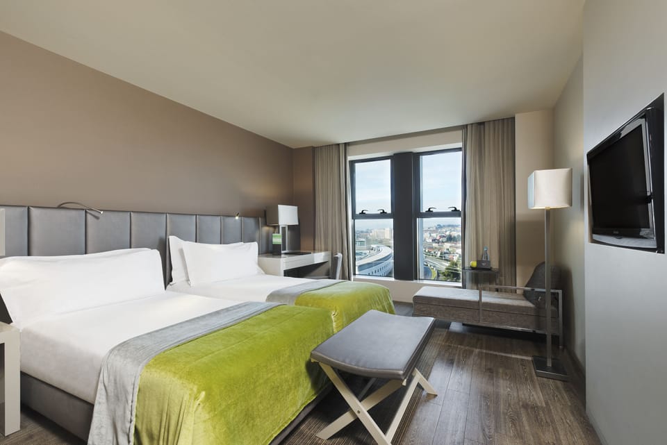Minibar, in-room safe, desk, soundproofing
