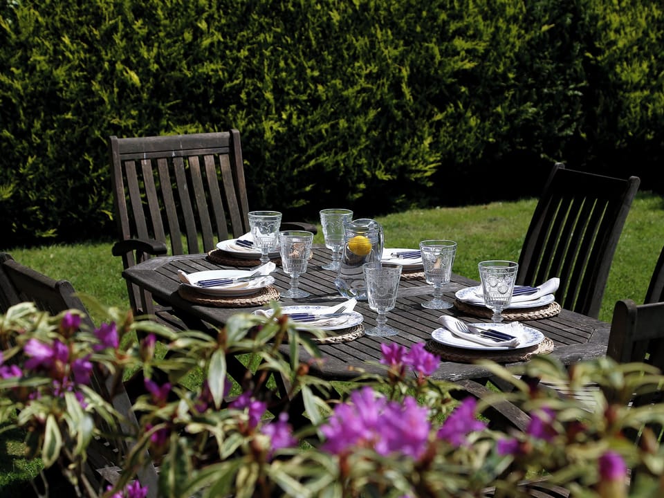 Sitting-out-area | Leacon Hall - Oast - Leacon Hall, Warehorne, Ashford