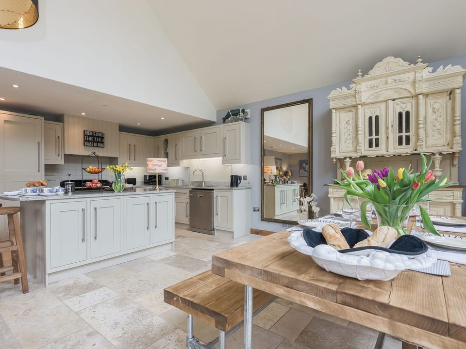 Open plan living space | Liliy Pad Lodge - Garden House Cottages, Market Stainton, near Market Rasen