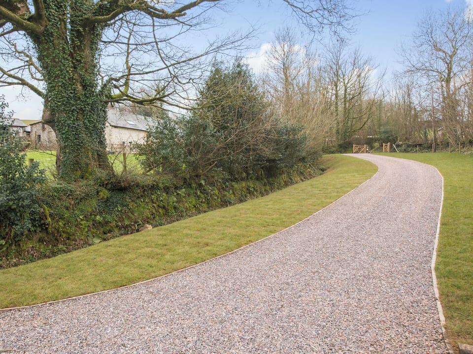 Driveway | Harewood Barn, Brompton Regis, near Dulverton