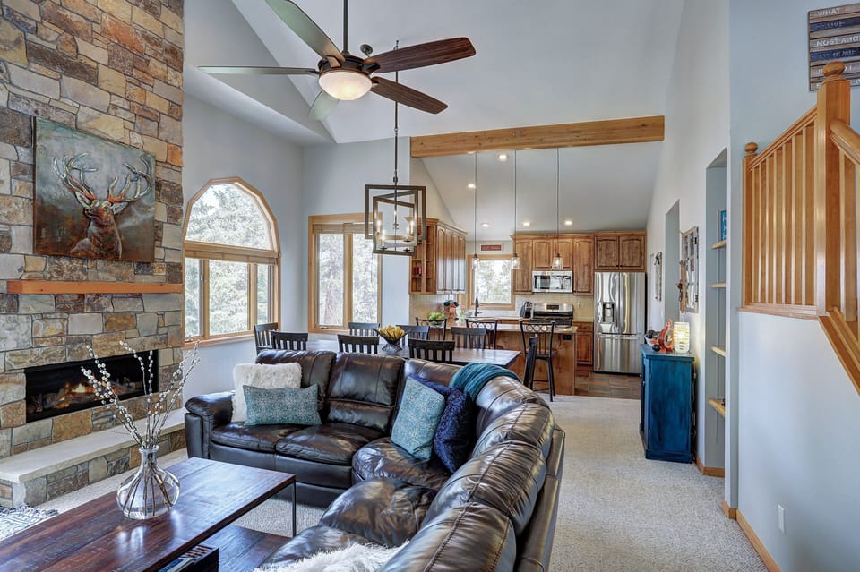 Living Area - Marble Mountain Retreat - Breckenridge Vacation Rental