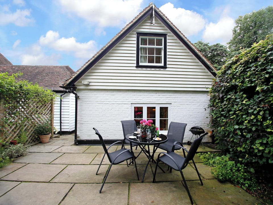 Patio | Sawmill Cottage, Tunbridge Wells