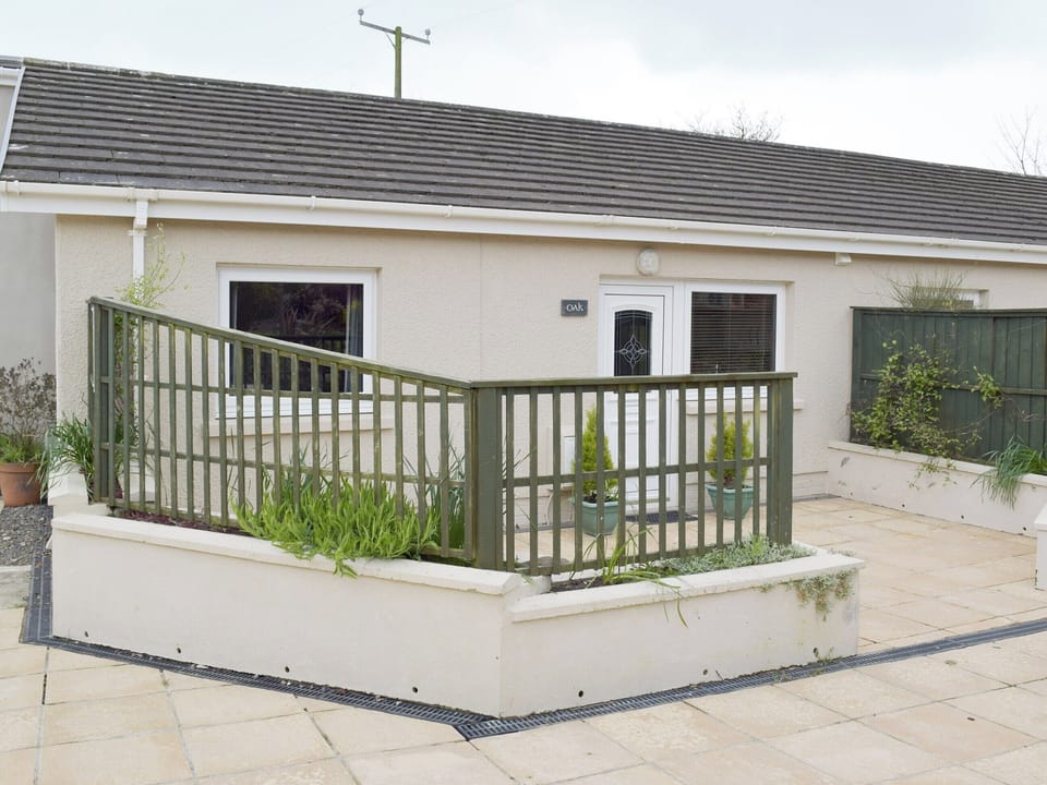 Lovely holiday cottage | Oak Cottage - Firstone Holiday Cottages, Walwyns Castle, near Broad Haven