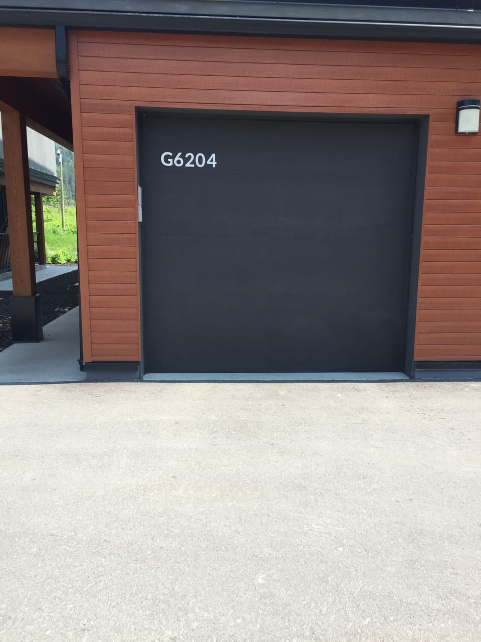 Single car garage size
