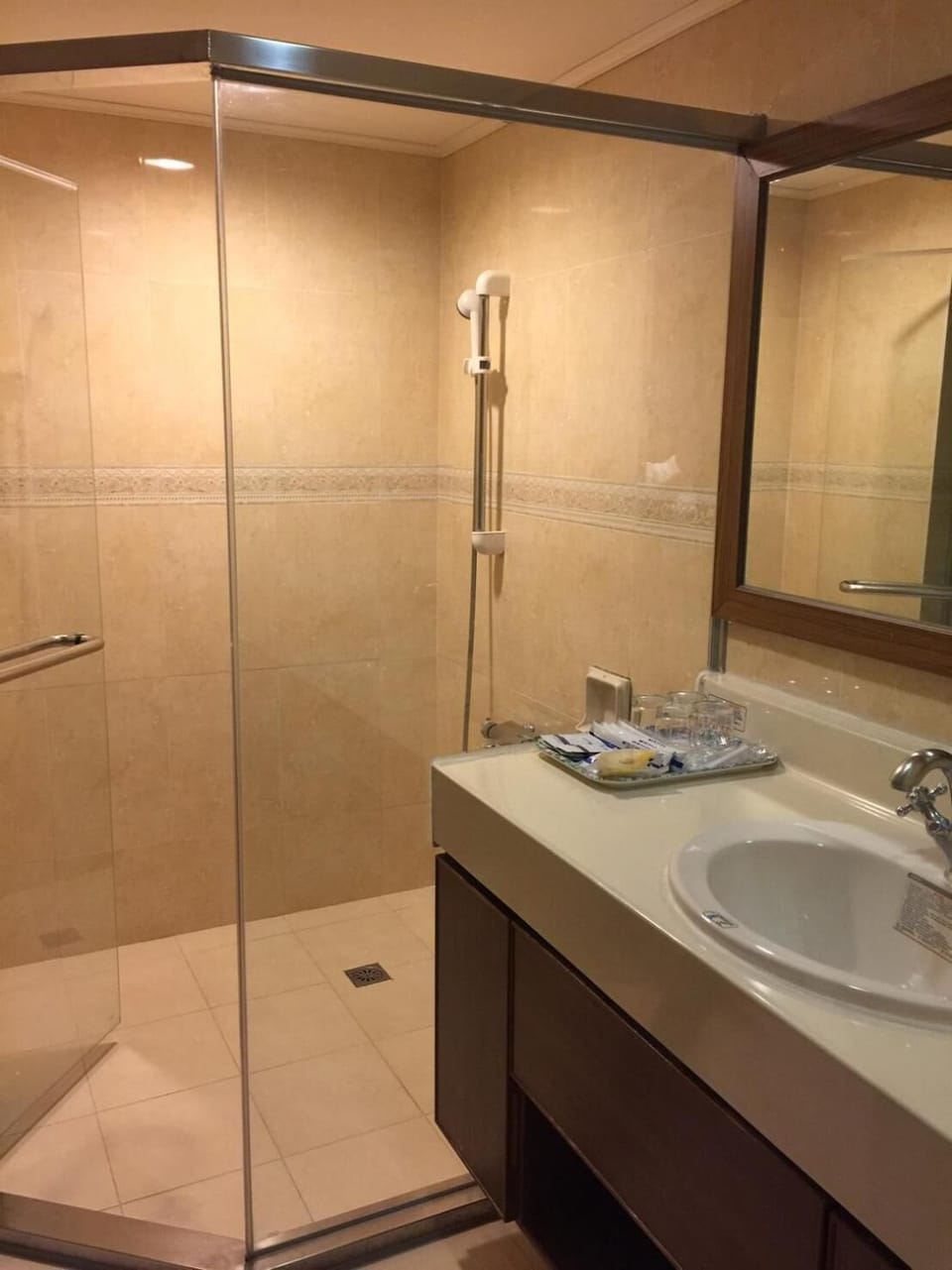 Shower, eco-friendly toiletries, hair dryer, slippers