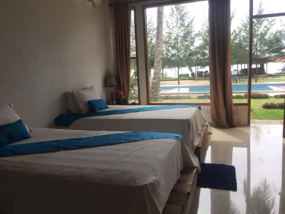 Standard Twin Room | Rollaway beds (surcharge), bed sheets