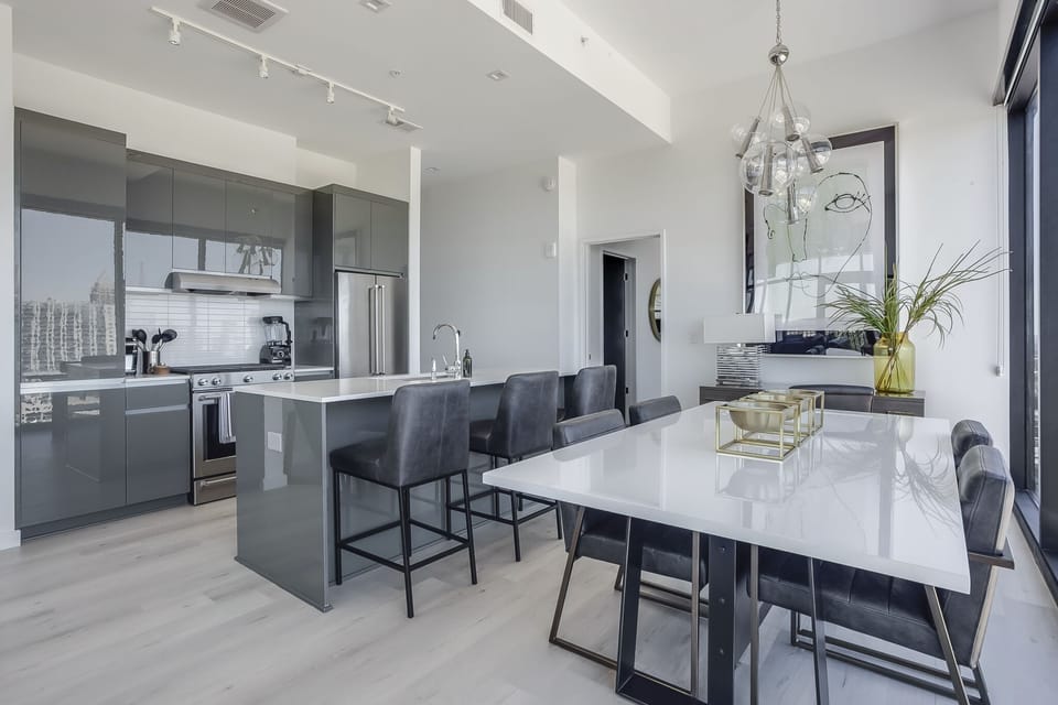 Dining Area/Kitchen