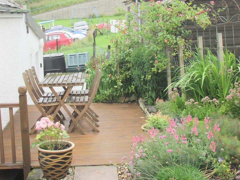 Attractive outdoor area | Seaton Cottage, Collieston, near Ellon