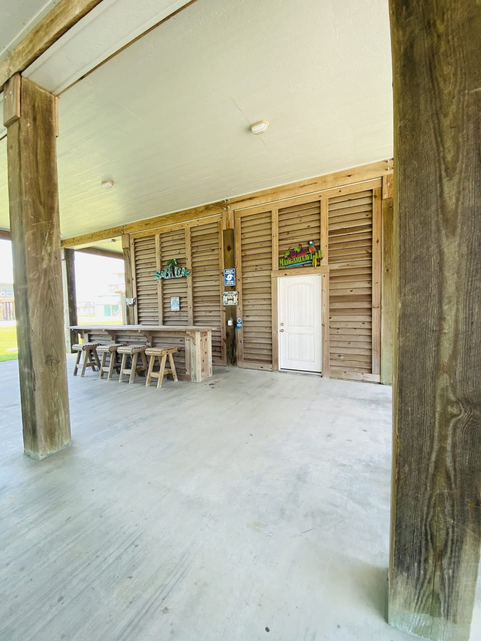 Outdoor Entertainment Area Under Cabin