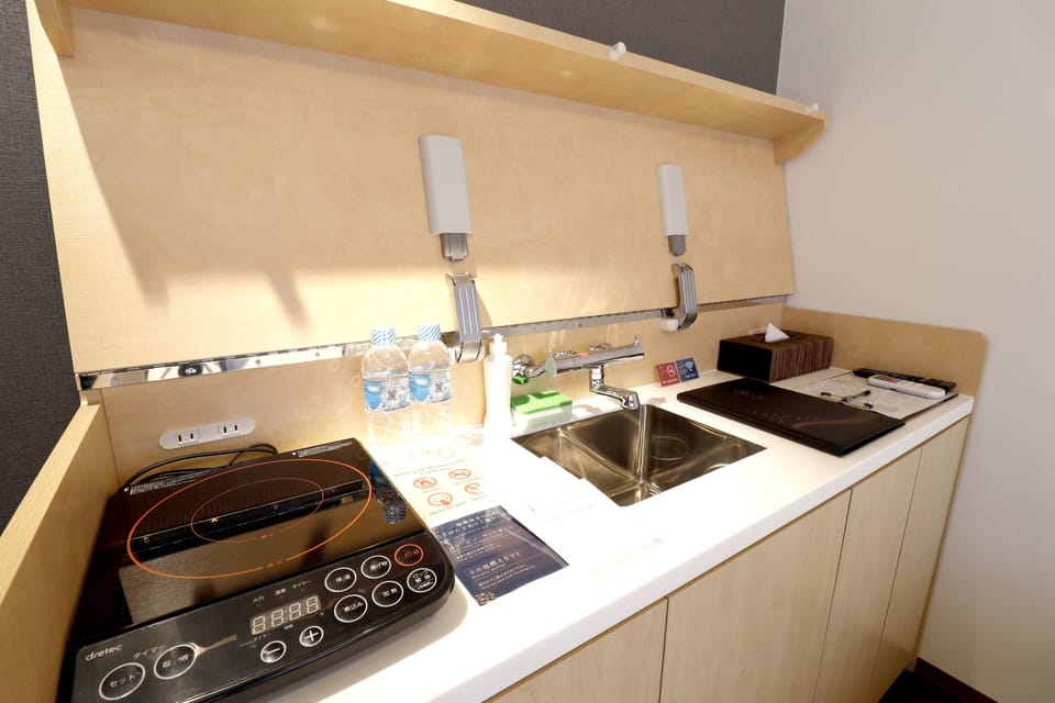 Fridge, microwave, stovetop, electric kettle