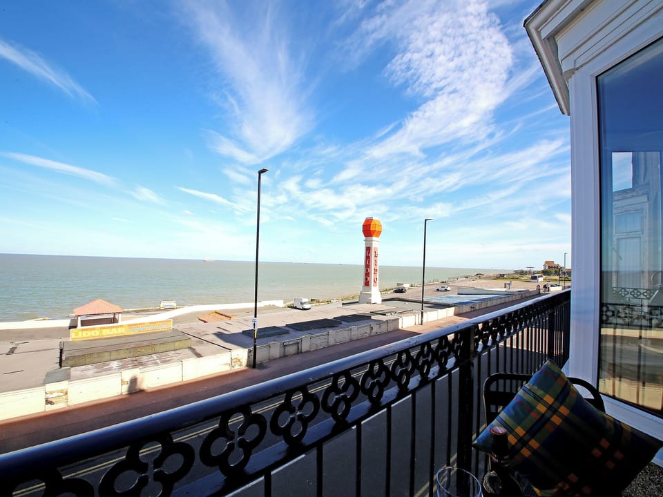 Balcony | Dreamers View, Margate