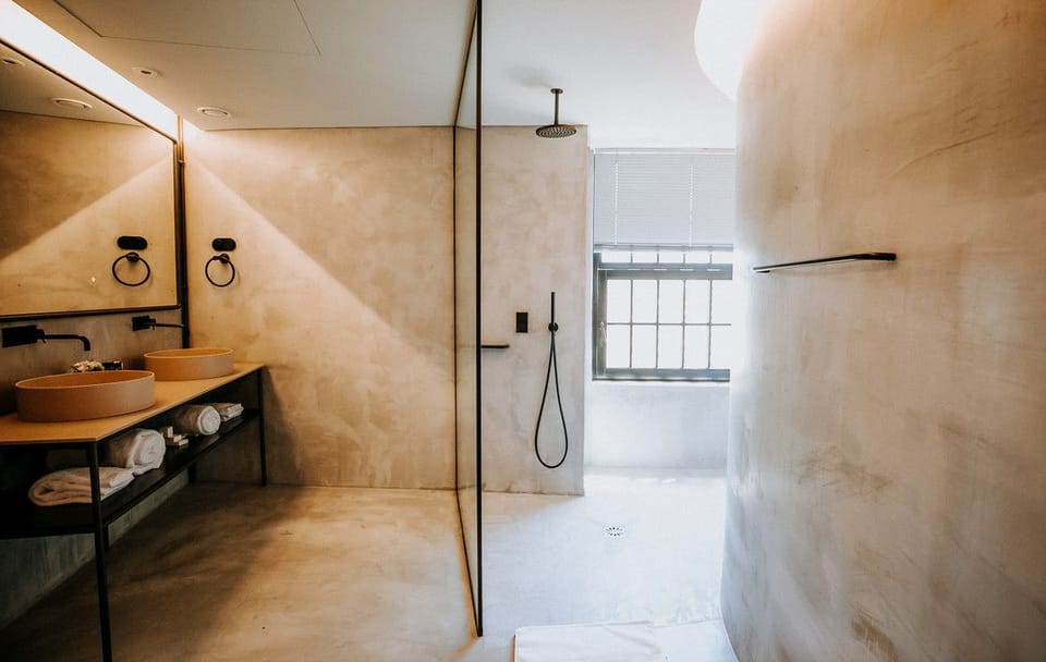 Shower, eco-friendly toiletries, hair dryer, towels