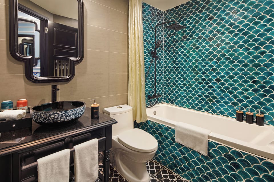 Eliana Suite Terrace | Hypo-allergenic bedding, minibar, in-room safe, individually decorated