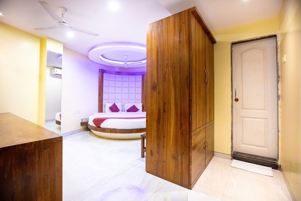 Executive Room | In-room safe, individually furnished, desk, soundproofing