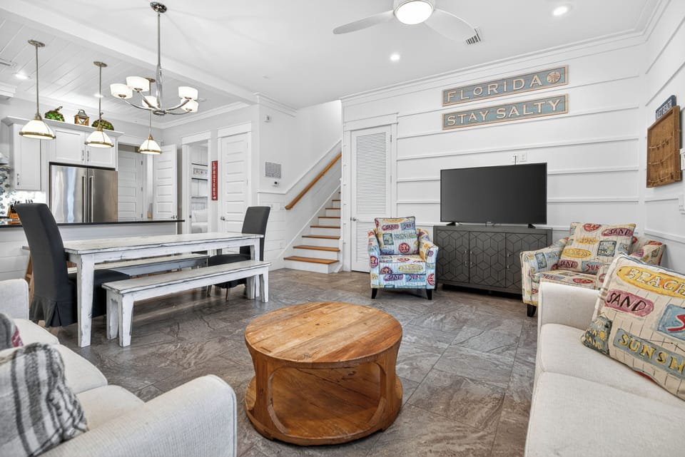 Aqua Paradise - Rosemary Beach - Living Room