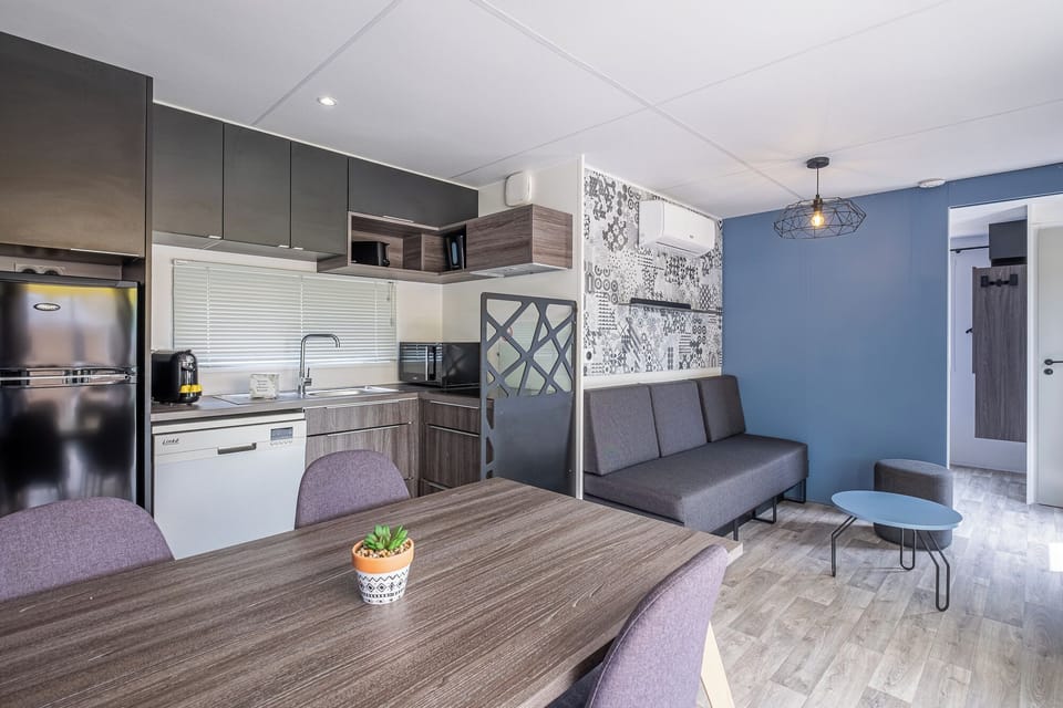 Lodge Familial (6 personnes) | In-room safe, soundproofing, free WiFi, bed sheets