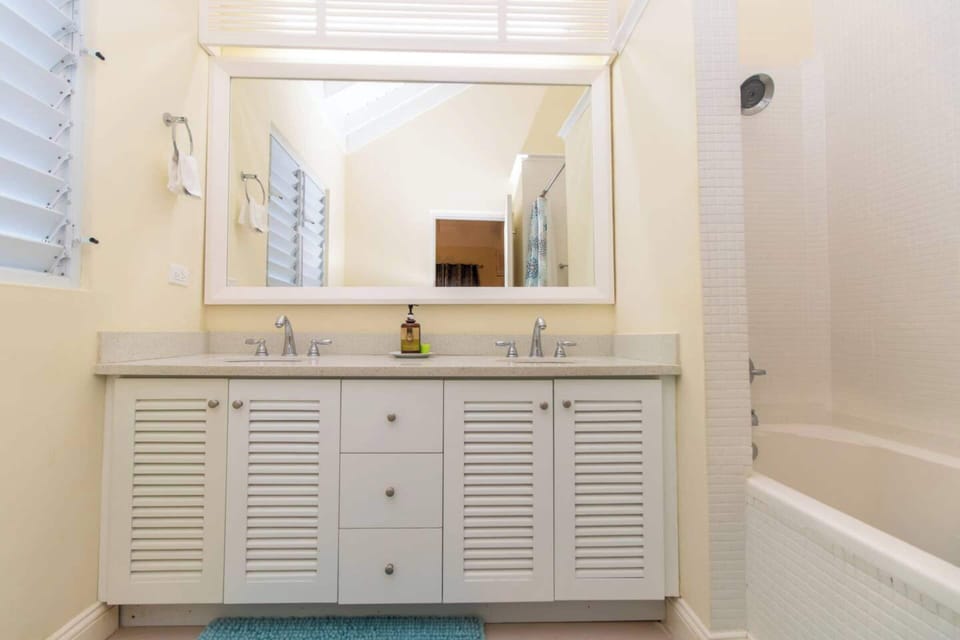 I Heart JA  Coastal DreamVIlla-Richmond Estates House in St. Ann Parish