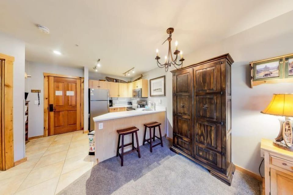 Condo (8351_Buffalo_Lodge) | Private kitchen