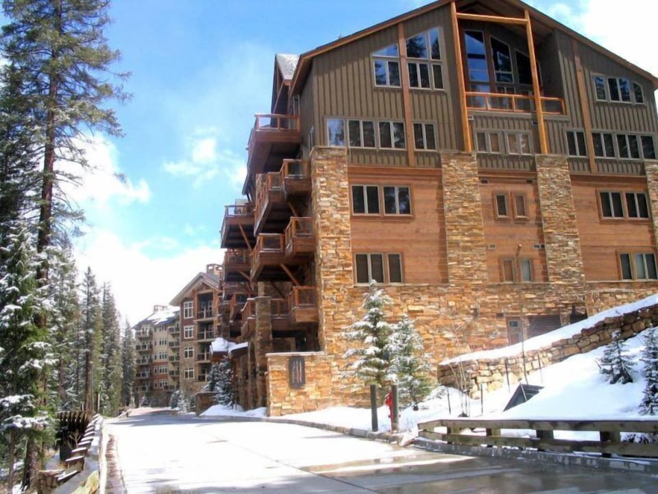 Condo (306-3_The_Timbers) | Exterior