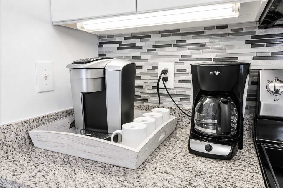 ☕A Keurig and a regular drip coffee maker awaits you. 