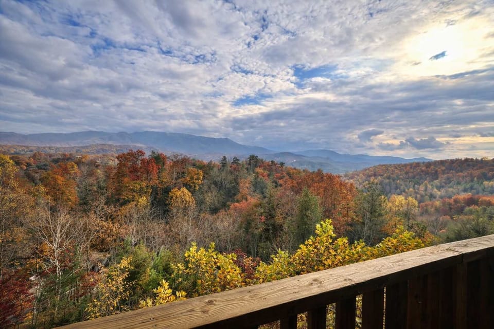 Just Incredible Views Of The Great Smoky Mountains National Park Right Off The Private, Covered Back Porch!