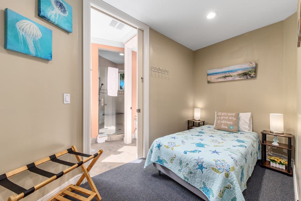 Nanny/Aide room convenient to the Grand Master and main living area.