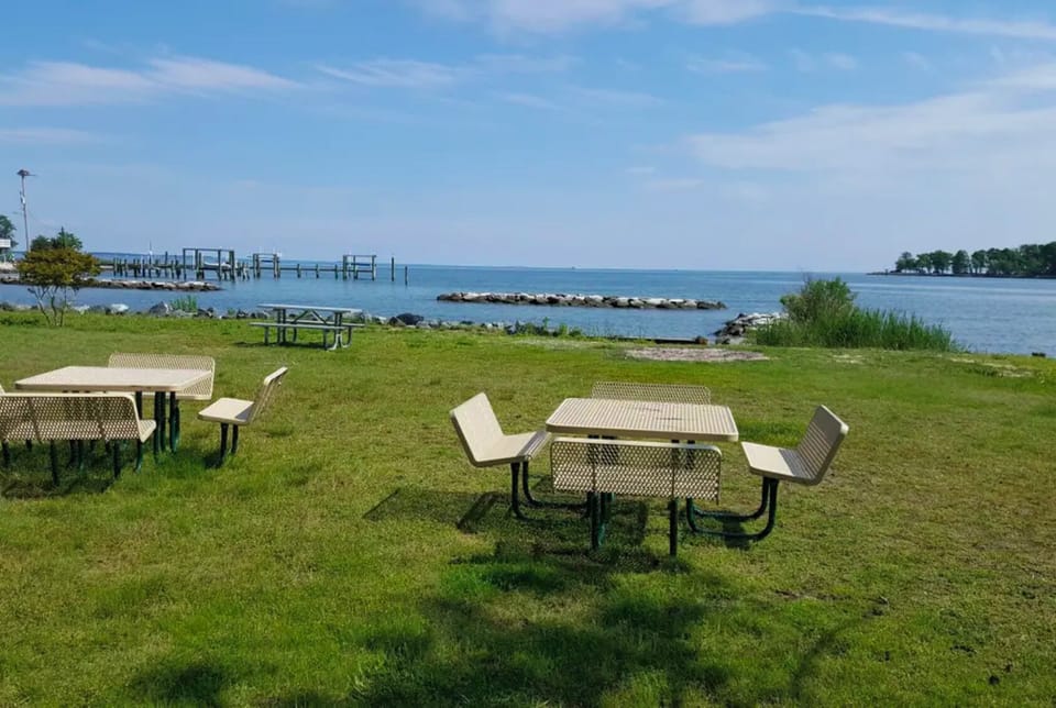 community picnic tables