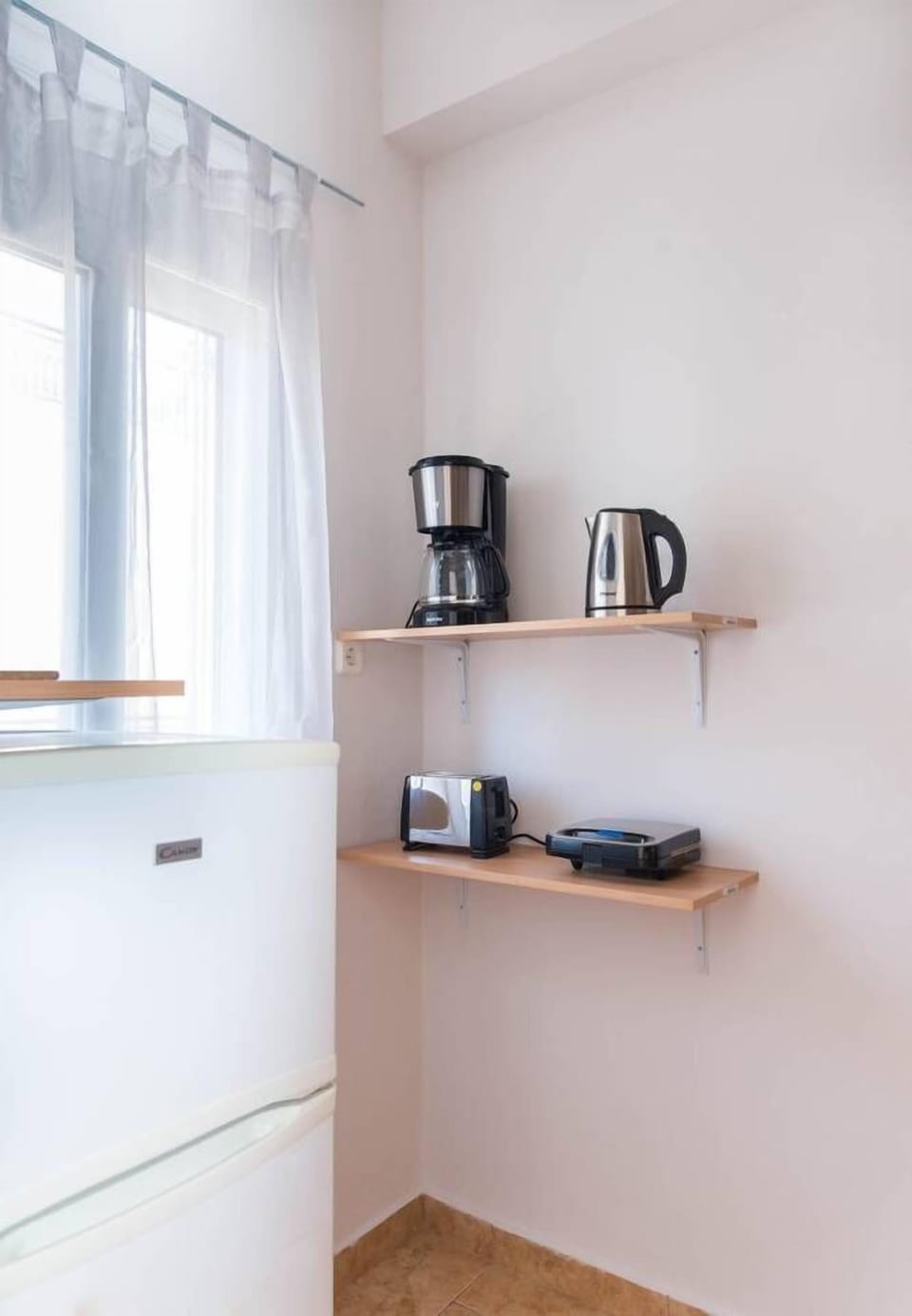 The fully equipped and practical kitchenette