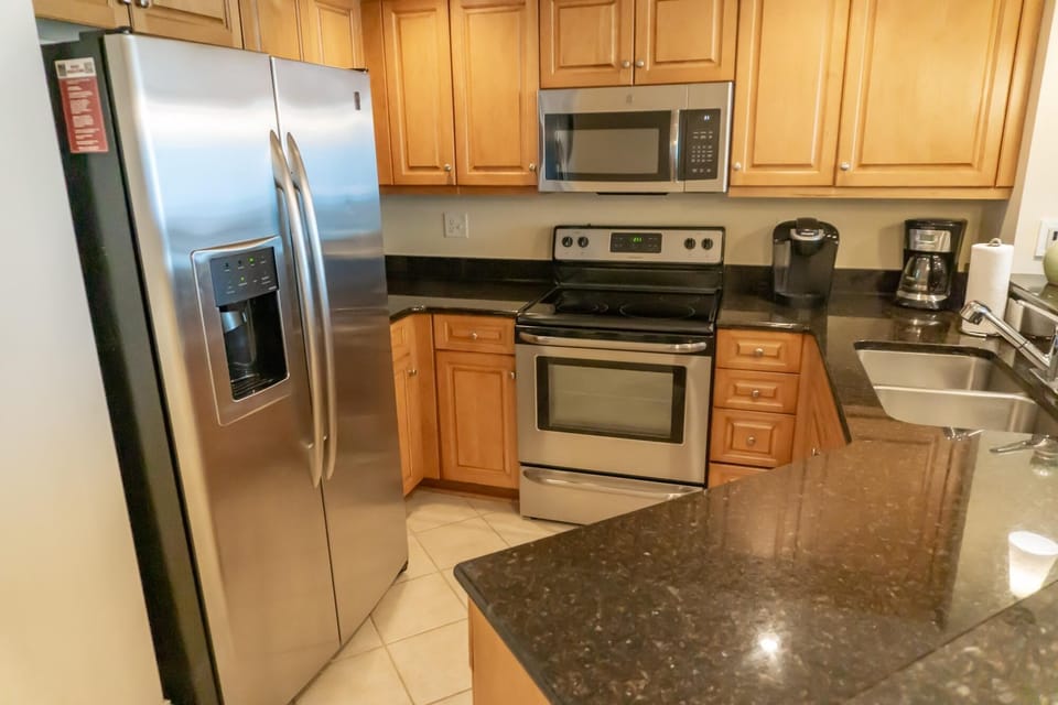 Fully equipped kitchen