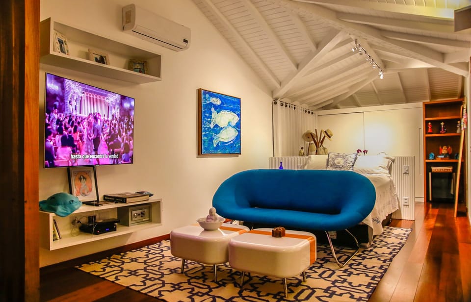 Suite Master, Sea View | Egyptian cotton sheets, premium bedding, pillowtop beds, in-room safe