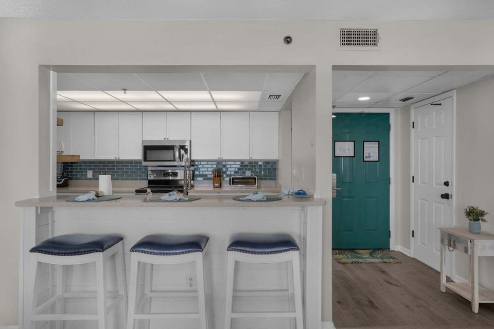 Breakfast bar