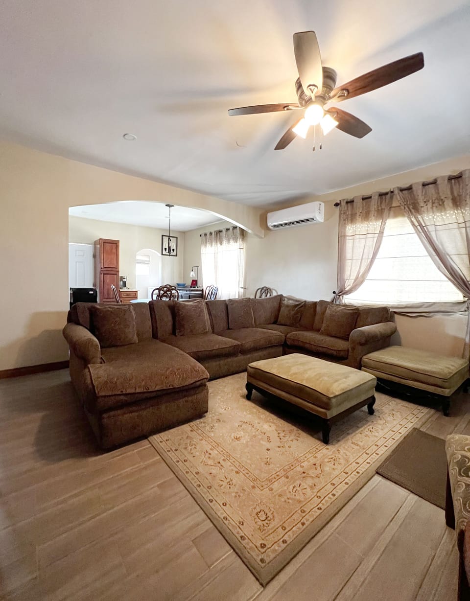 Spacious living room