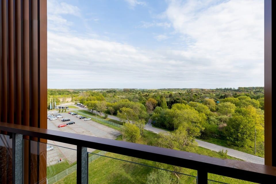 View from the apartment of the surrounding area. 
